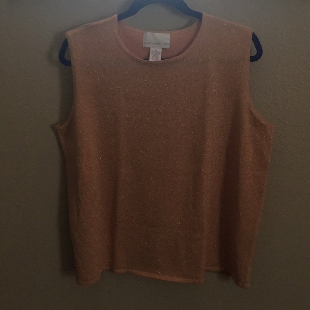 Metallic pink sleeveless knit top